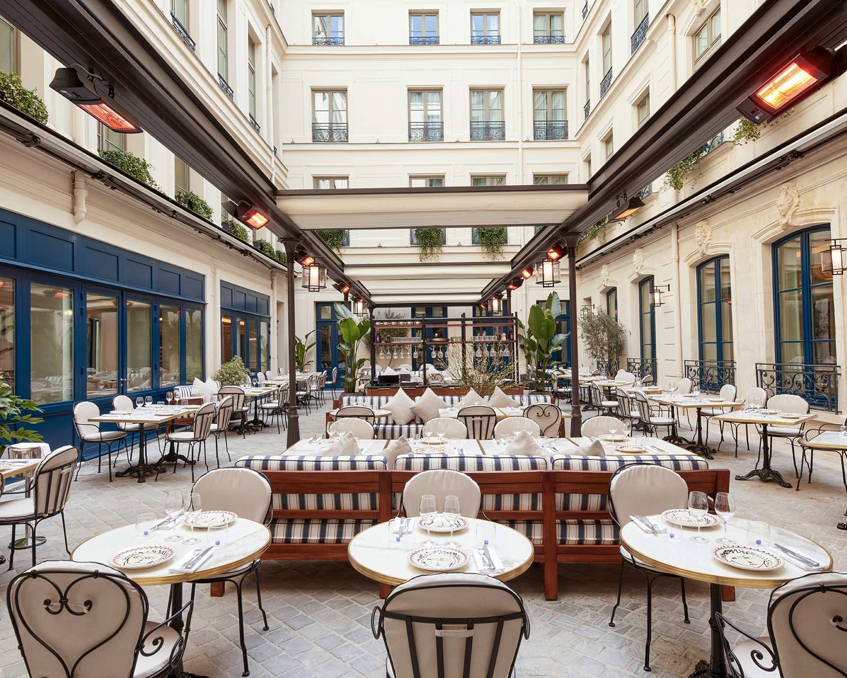 Terrasse Delano Café
